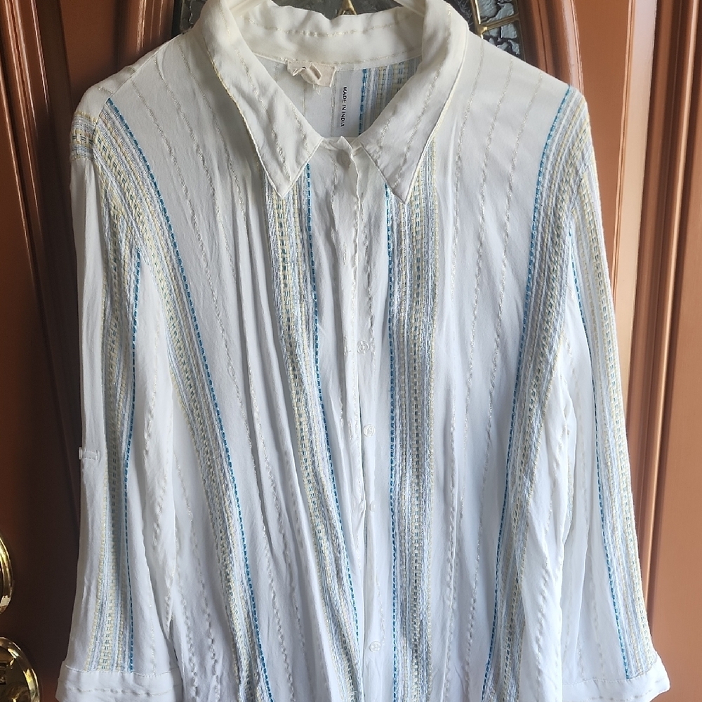 Elan White and Blue Shirt With Gold Accents